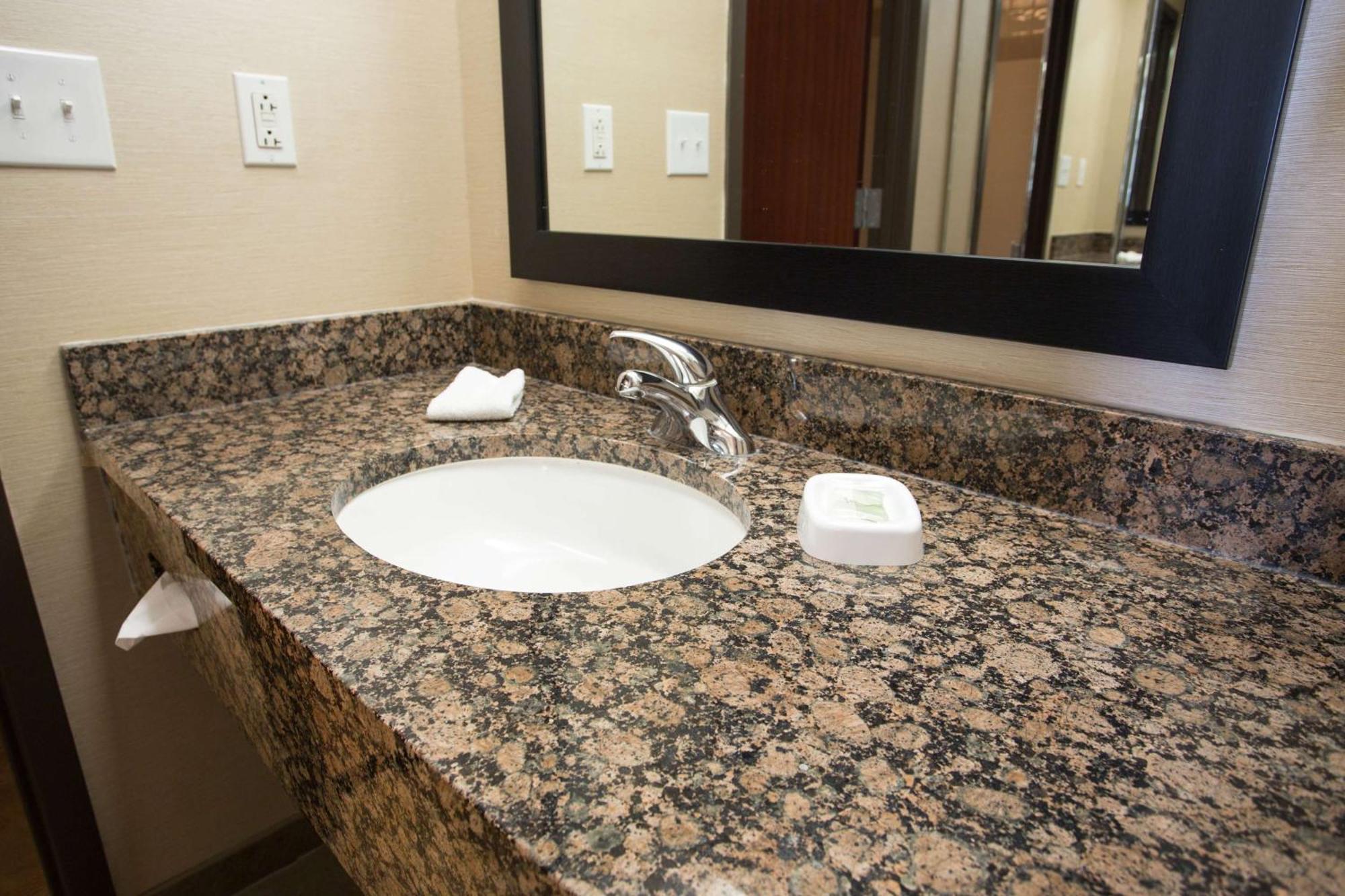 Drury Inn & Suites Springfield Mo מראה חיצוני תמונה